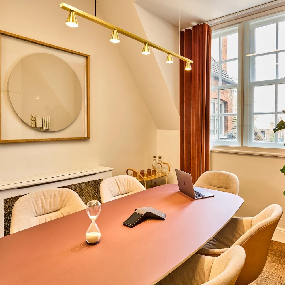 Flex By Grosvenor - 162 Buckingham Palace Road  Meeting Room Product Image